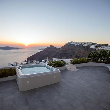 Sunset View Villa Santorini - With Outdoor Jacuzzi 菲罗斯特法尼 外观 照片