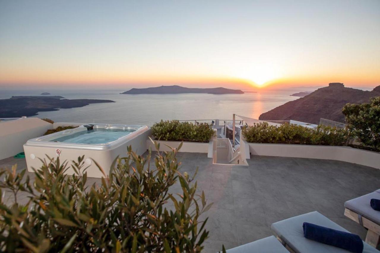 Sunset View Villa Santorini - With Outdoor Jacuzzi 菲罗斯特法尼 外观 照片