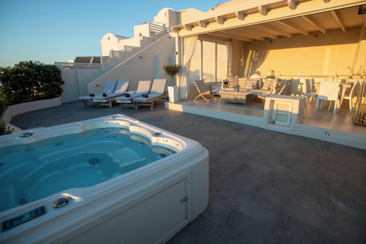 Sunset View Villa Santorini - With Outdoor Jacuzzi 菲罗斯特法尼 外观 照片